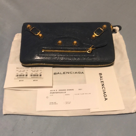 Used in a good condition - Picture 2 of 4